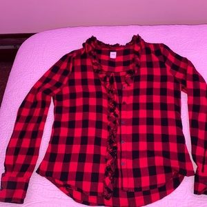 Flannel long sleeve with ruffles in the middle